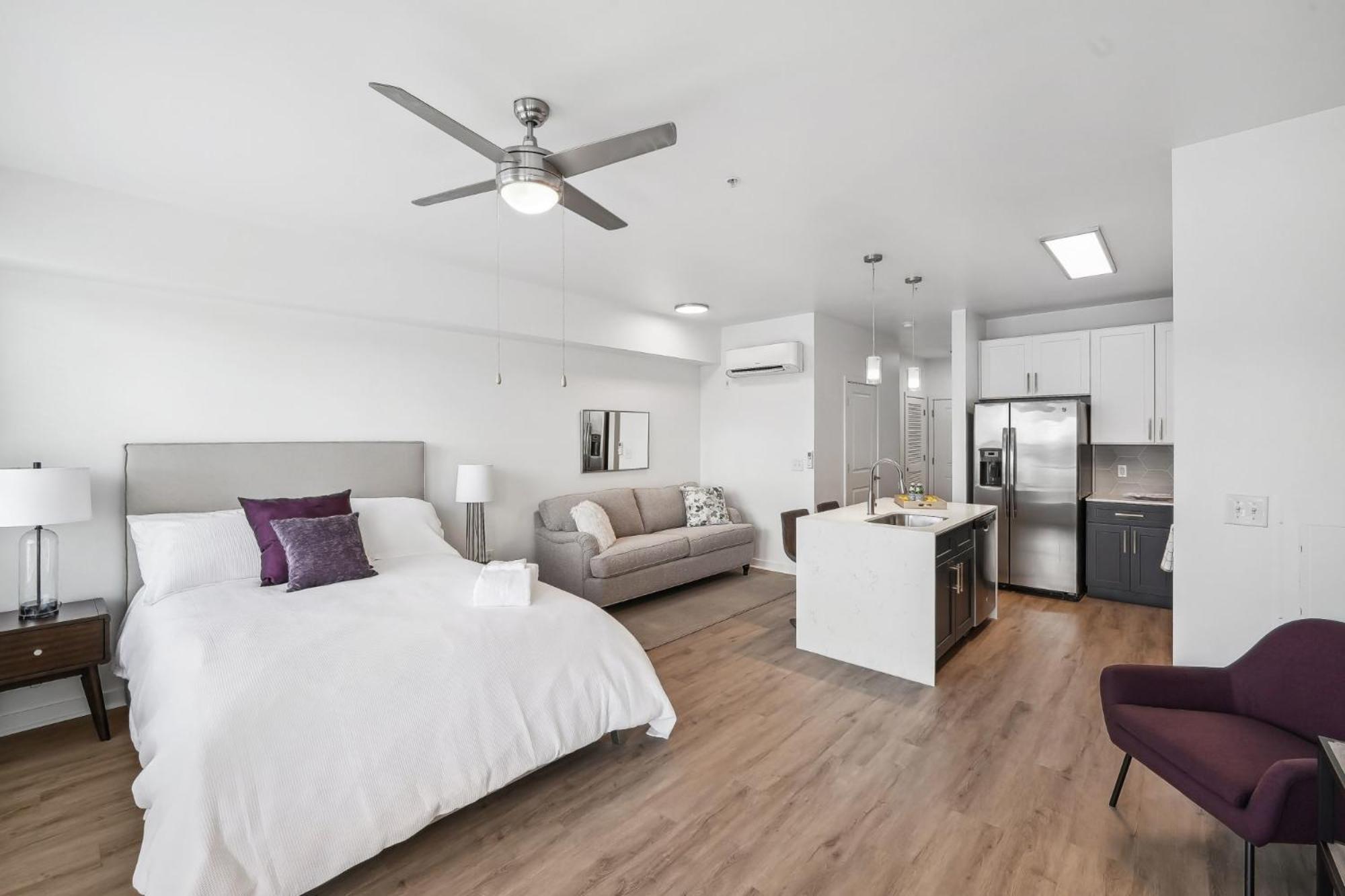Premium Apartments And Studios At Midtown 205 In Charlotte Exteriör bild